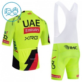 Set Fietsshirt + Korte Koersbroek 2026 UAE TEAM EMIRATES XRG Geel Kids