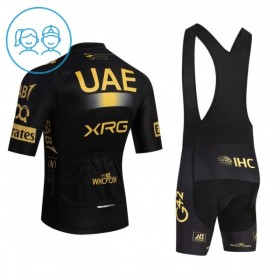 Set Fietsshirt + Korte Koersbroek 2026 UAE TEAM EMIRATES XRG Geel Kids