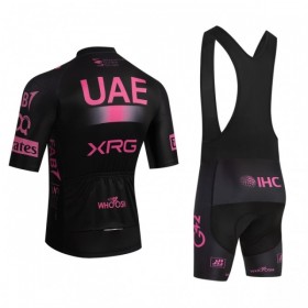 Set Fietsshirt + Korte Koersbroek 2026 UAE TEAM EMIRATES XRG Roze