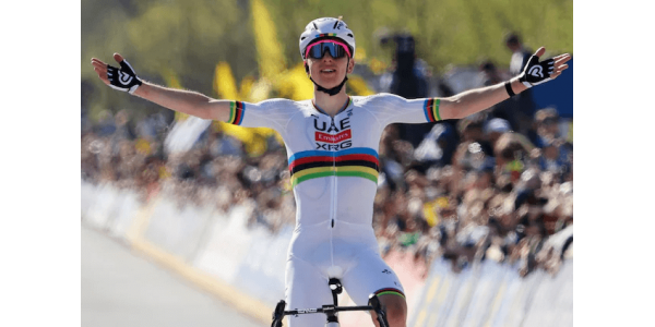 Tadej Pogačar wint tweede Ronde van Vlaanderen Tadej Pogačar wint tweede Ronde van Vlaanderen