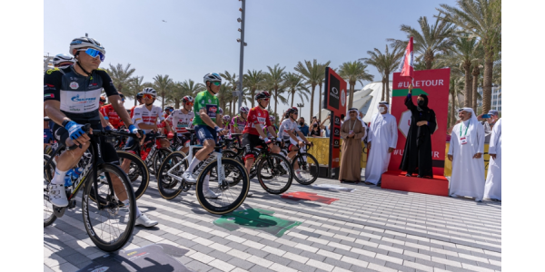De 19-jarige tiener van het Russische gasteam brak door de S6 van de Verenigde Arabische Emiraten om het kampioenschap te winnen De 19-jarige tiener van het Russische gasteam brak door de S6 van de Verenigde Arabische Emiraten om het kampioenschap te winnen
