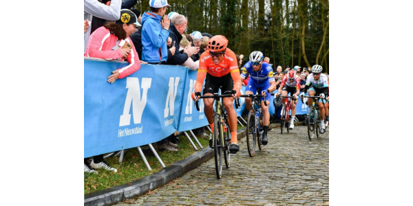 Hoe kun je Parijs - Roubaix zonder regen noemen? Hoe kun je Parijs - Roubaix zonder regen noemen?