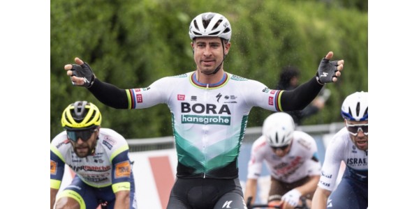 Sagan keerde na 11 jaar terug naar de Ronde van Romandië en won