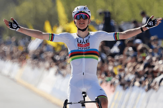 Tadej Pogačar wint tweede Ronde van Vlaanderen